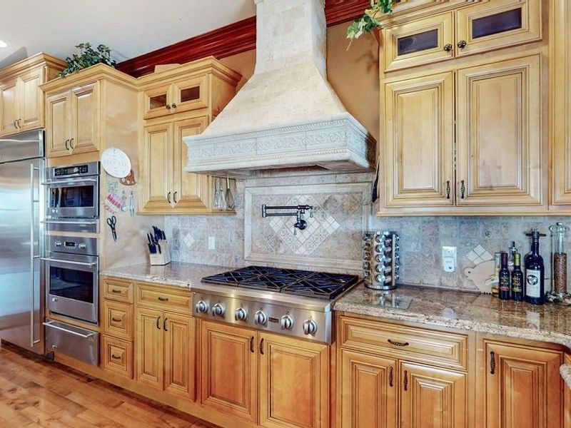 1431 Cedar Point Road, Sandusky, OH 44870 Photo 9