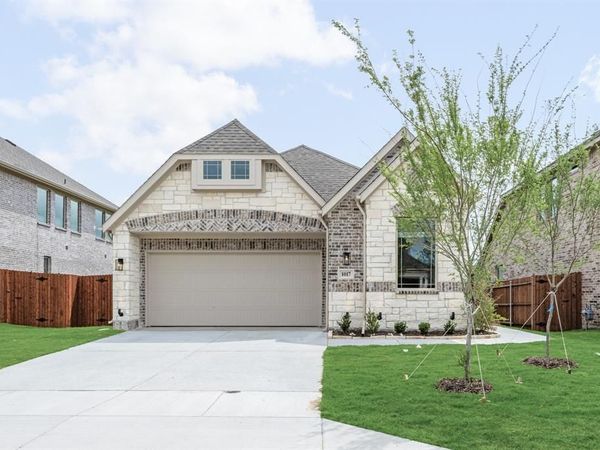 1017 River Oaks Drive, Godley, TX 76044