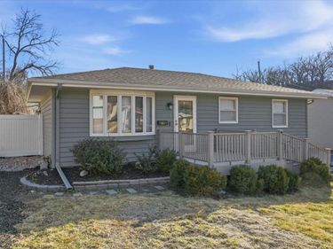 319 STEVEN Circle, COUNCIL BLUFFS, IA 51503