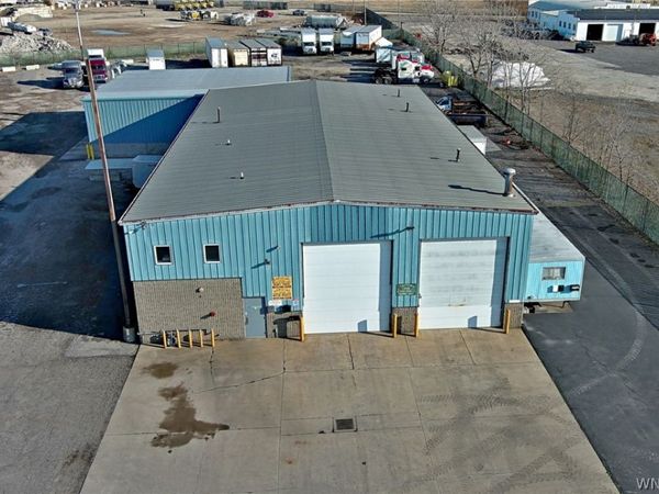 70 N Gates Avenue, Buffalo, NY 14218