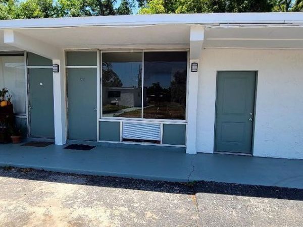 421 E KENNEDY BOULEVARD , EATONVILLE, FL 32751