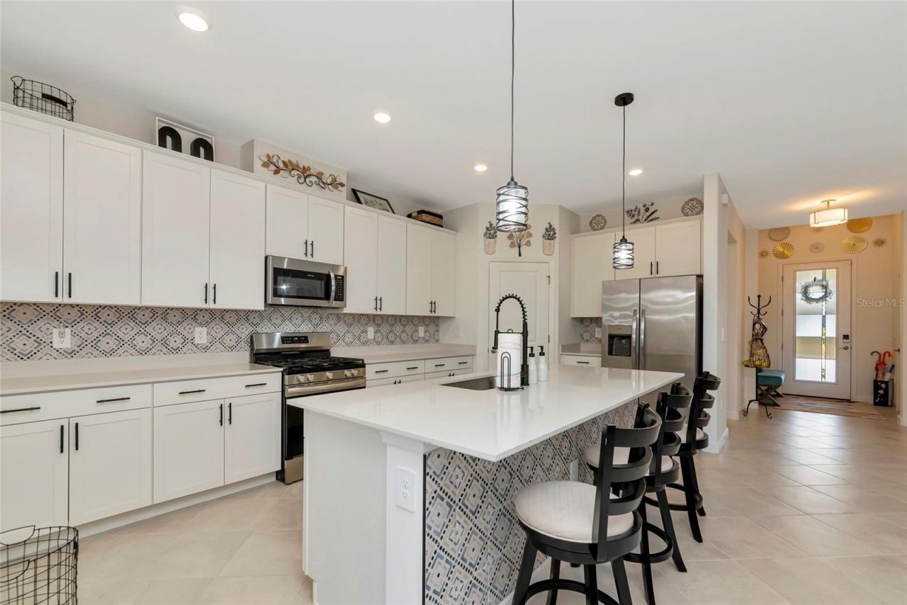 15135 Oxford Grey Drive, Bradenton, FL 34211 Photo