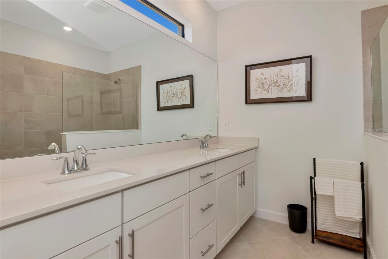 15135 Oxford Grey Drive, Bradenton, FL 34211 Photo