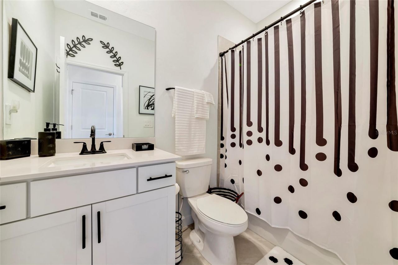 15135 Oxford Grey Drive, Bradenton, FL 34211 Photo