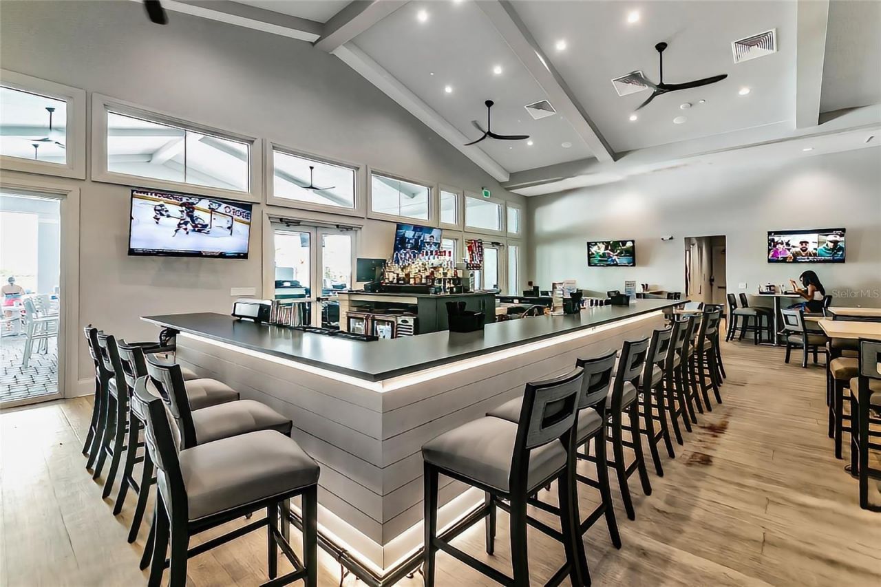 15135 Oxford Grey Drive, Bradenton, FL 34211 Photo