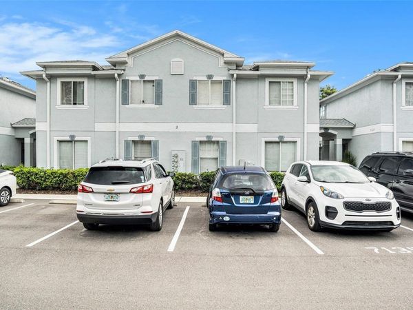 7135 WATERSIDE DRIVE, TAMPA, FL 33617