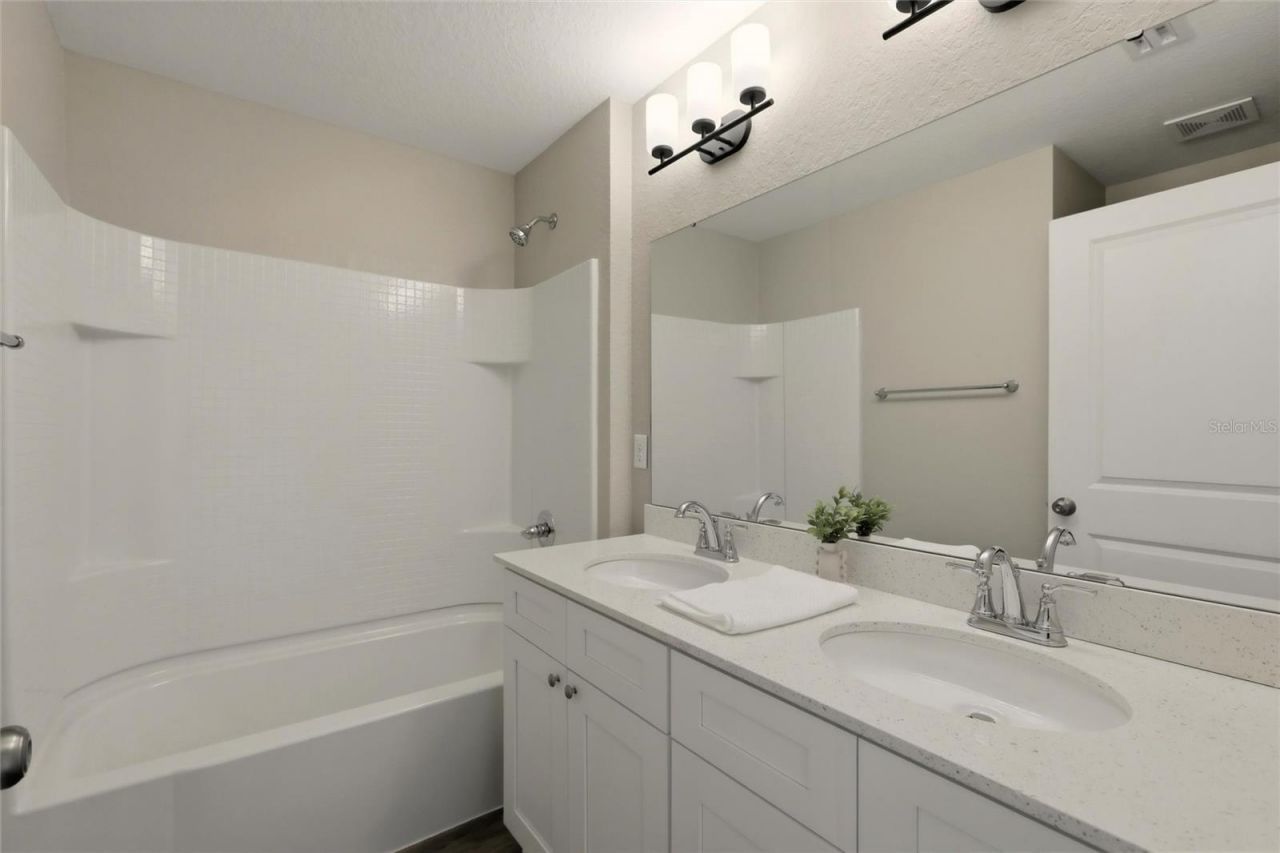 6809 Dickinson Drive, Sebring, FL 33872 Photo