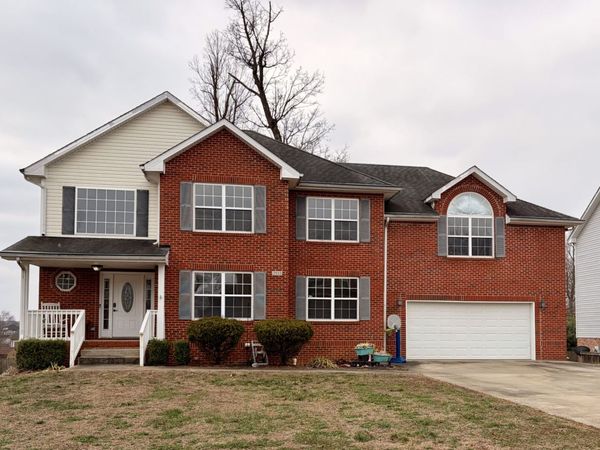 2552 Hattington Dr, Clarksville, TN 37042