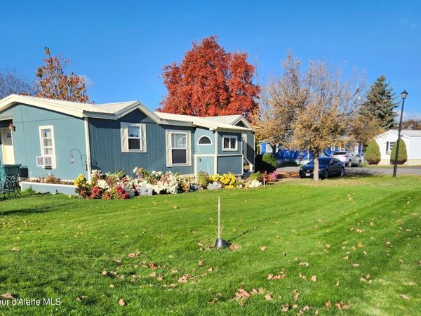 2042 W Gueneveres WAY, Post Falls, ID 83854