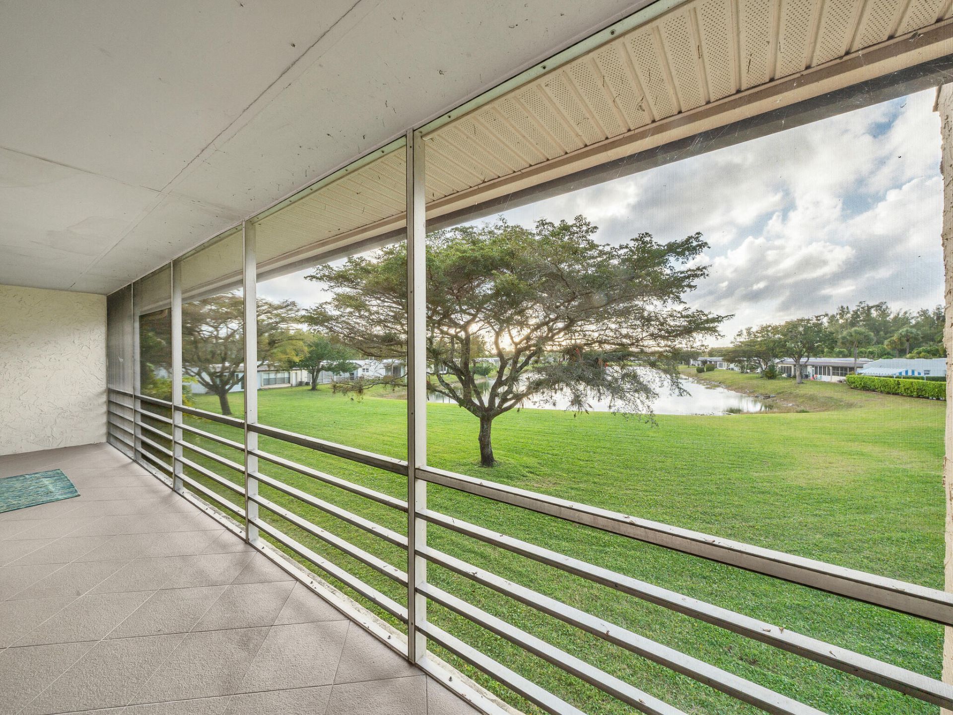 130 Lake Constance Drive, West Palm Beach, FL 33411 Photo