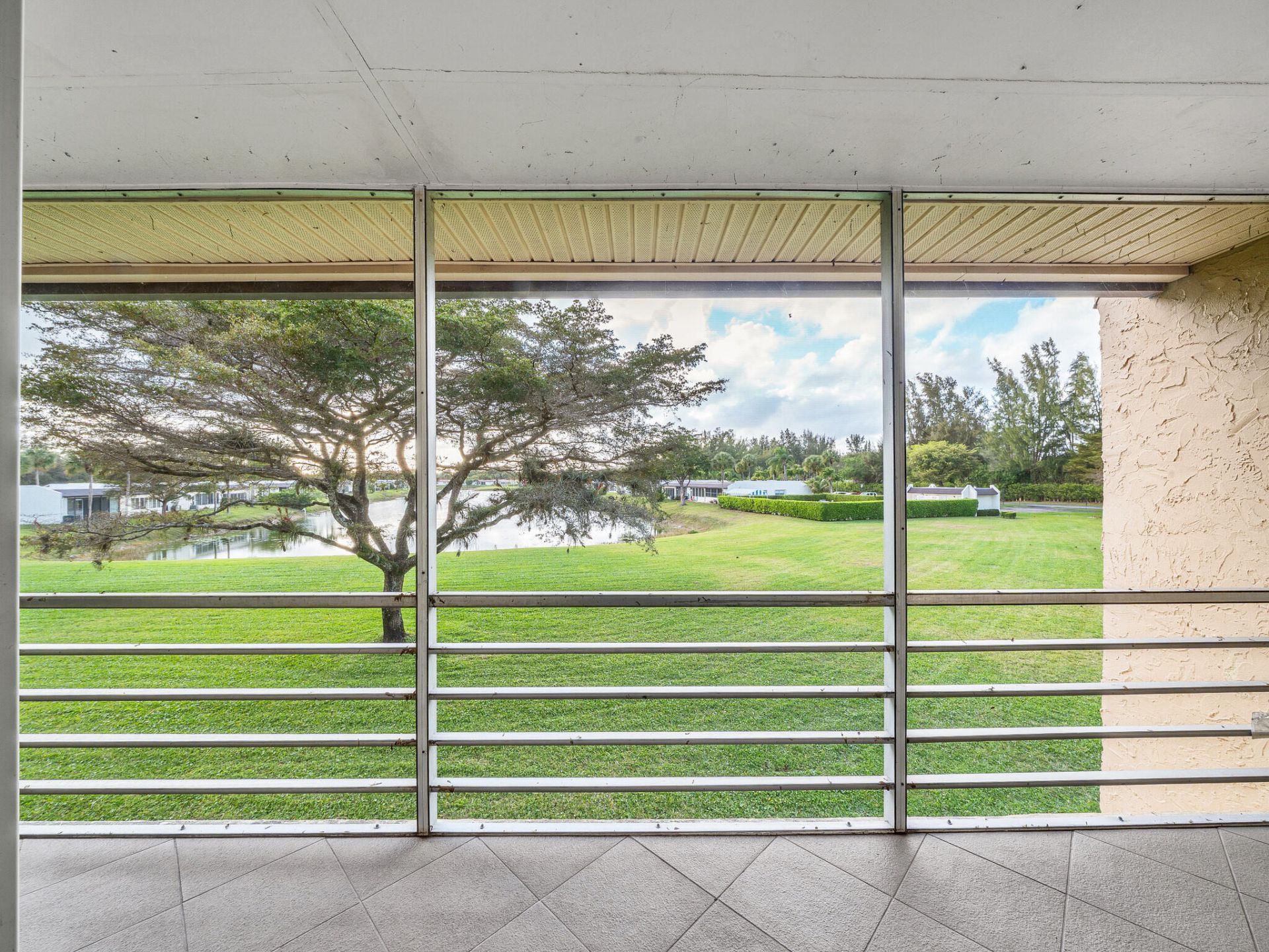 130 Lake Constance Drive, West Palm Beach, FL 33411 Photo
