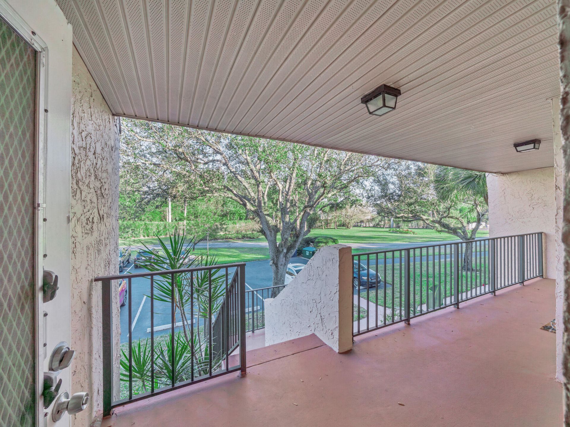 130 Lake Constance Drive, West Palm Beach, FL 33411 Photo