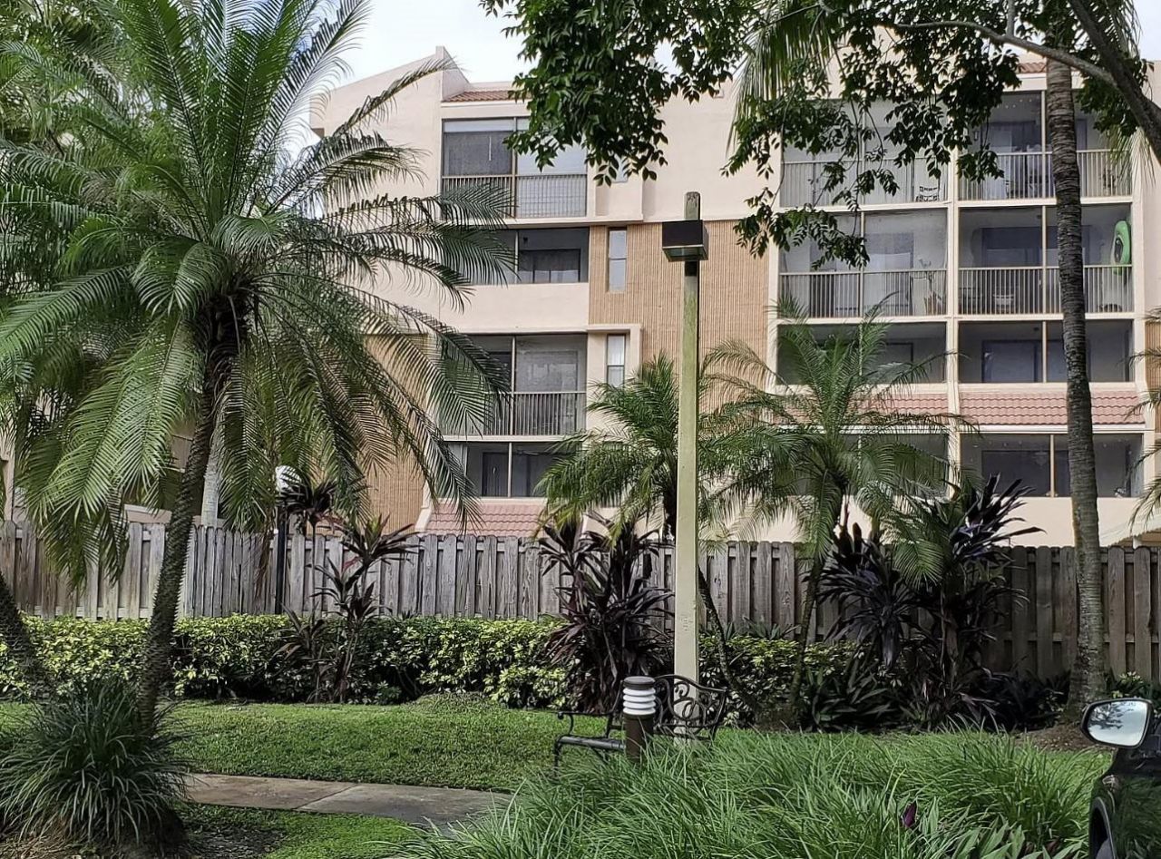 6800 Cypress Road, Unit 514, Plantation, FL 33317 Photo