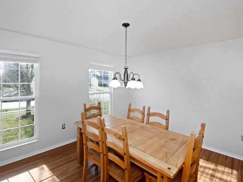 6067 Weber Oaks Drive, Miami Twp, OH 45140 Photo 3