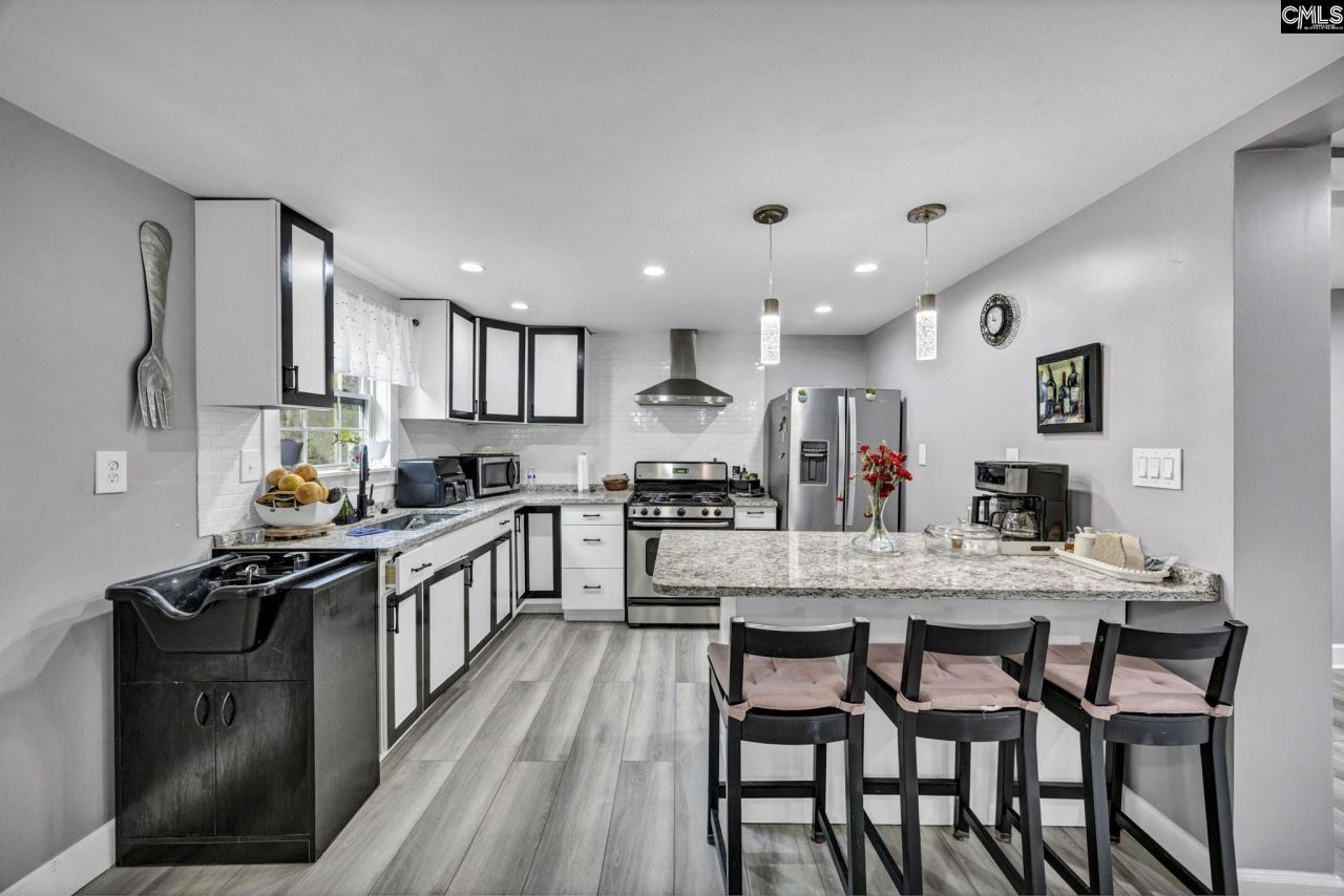 200 Robin Road Photo 13