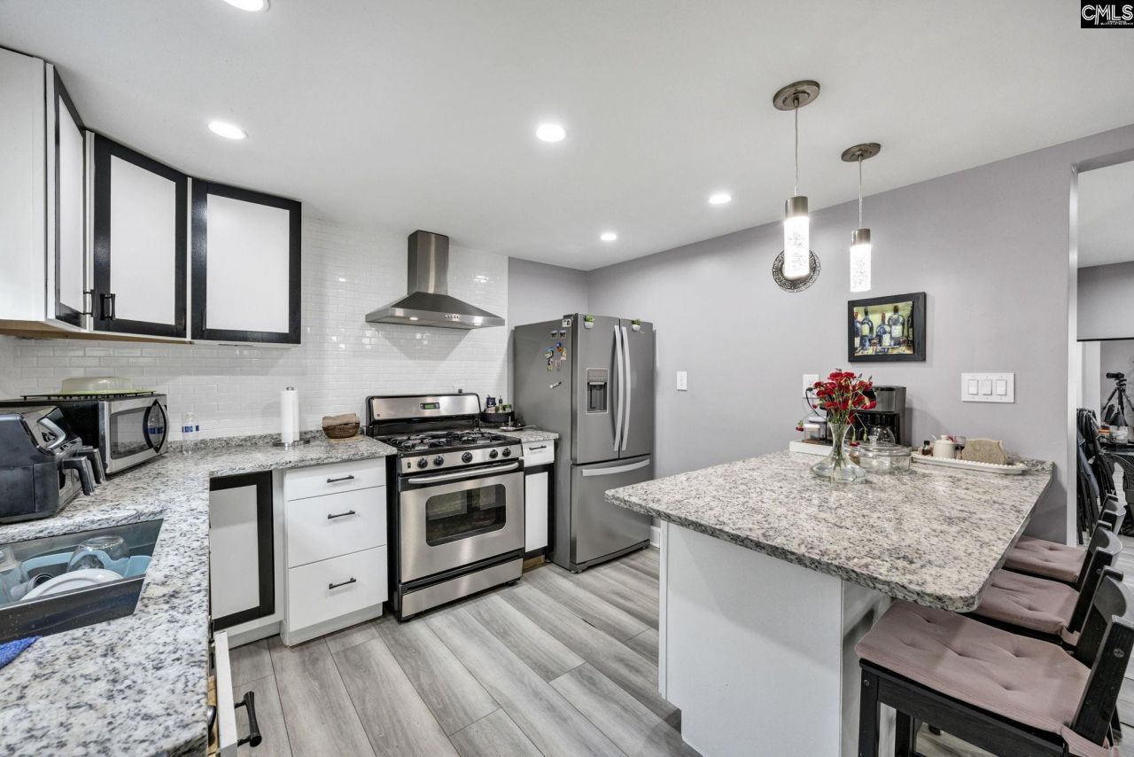 200 Robin Road Photo 14