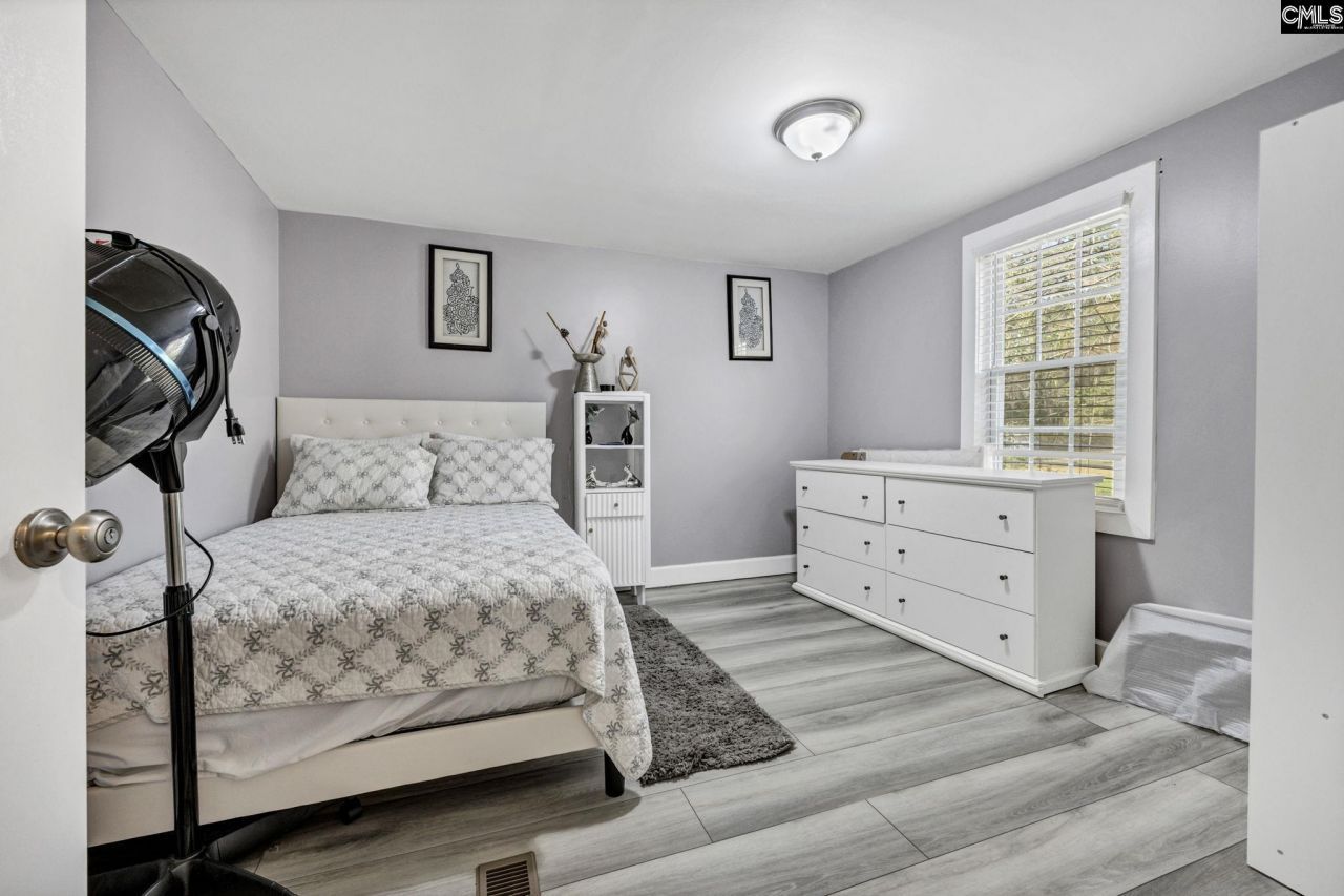 200 Robin Road Photo 28