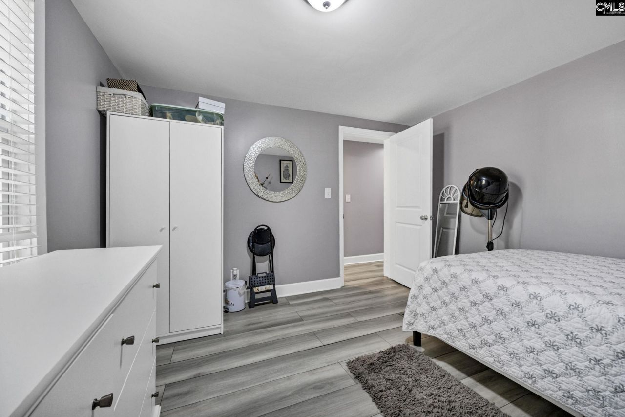 200 Robin Road Photo 29