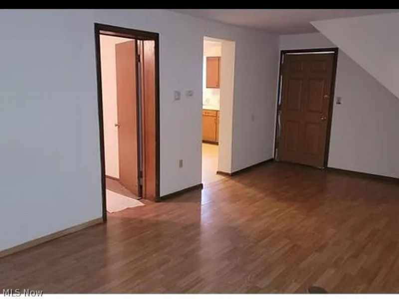 1804-1808 Cromwell Drive, Akron, OH 44313 Photo 11