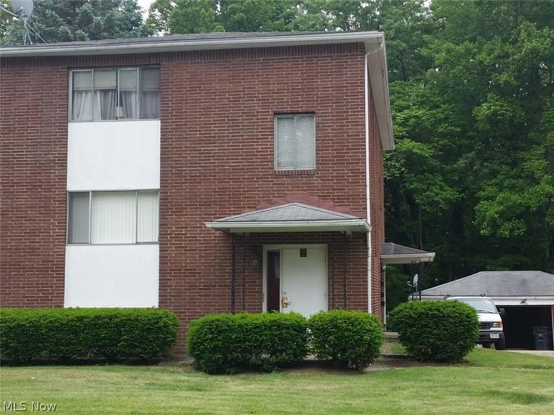 1804-1808 Cromwell Drive, Akron, OH 44313 Photo 7