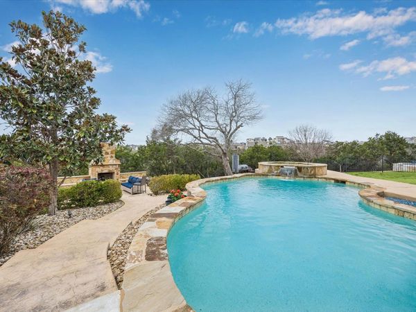 1812 Harvest Dance DR, Leander, TX 78641