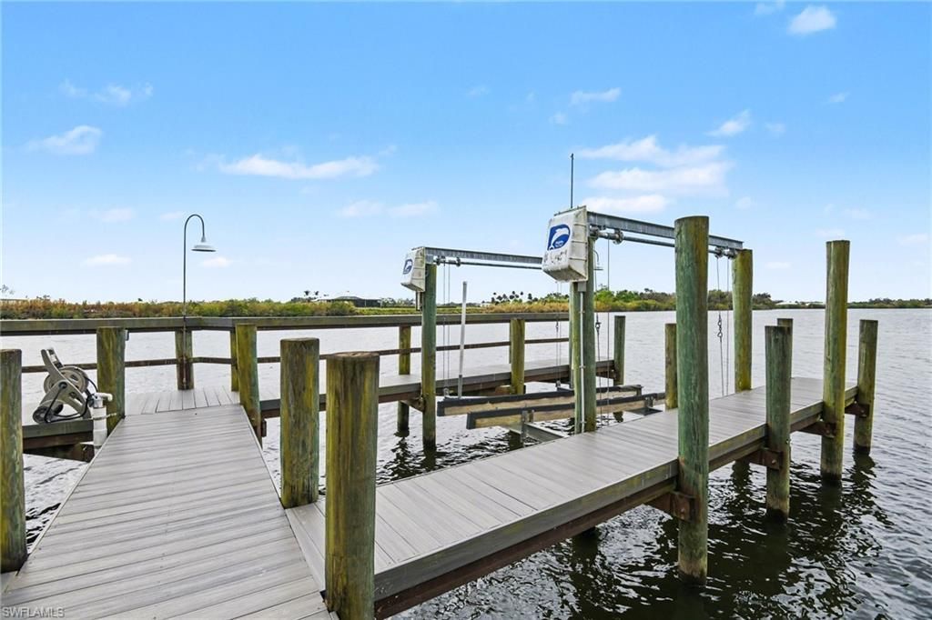 23150 N River Rd , Alva, FL 33920 Photo