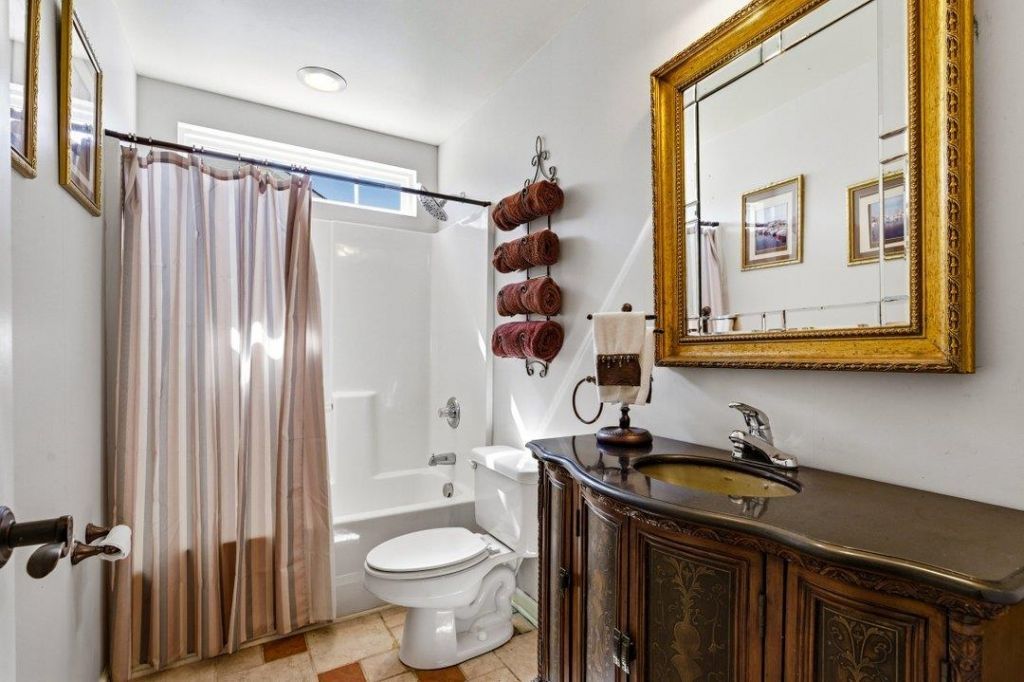 409 Harbour Reef Dr. Photo 22