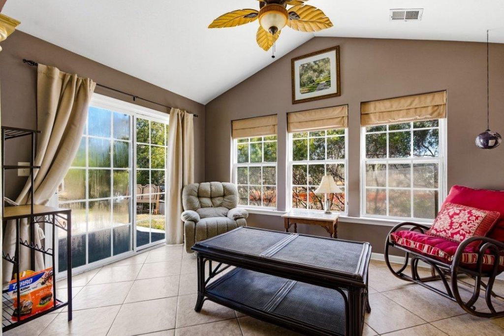 409 Harbour Reef Dr. Photo 7