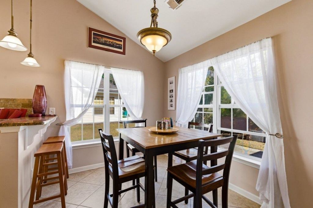 409 Harbour Reef Dr. Photo 9