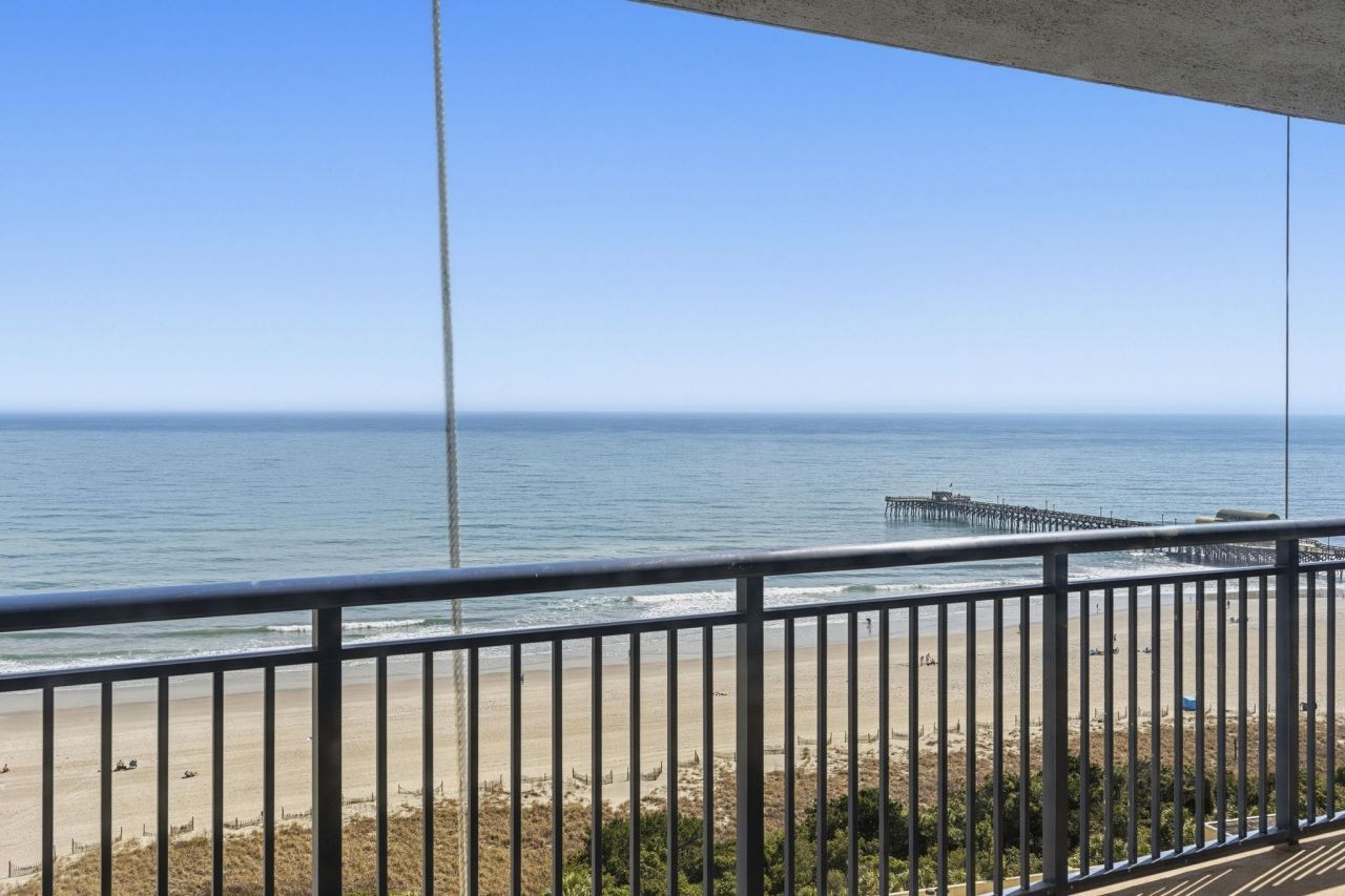 8560 Queensway Blvd. Photo 9