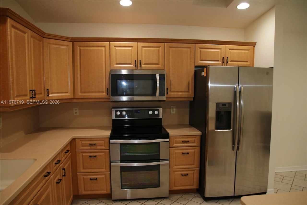 1433 Captains Walk , Unit 18, Fort Pierce, FL 34950 Photo