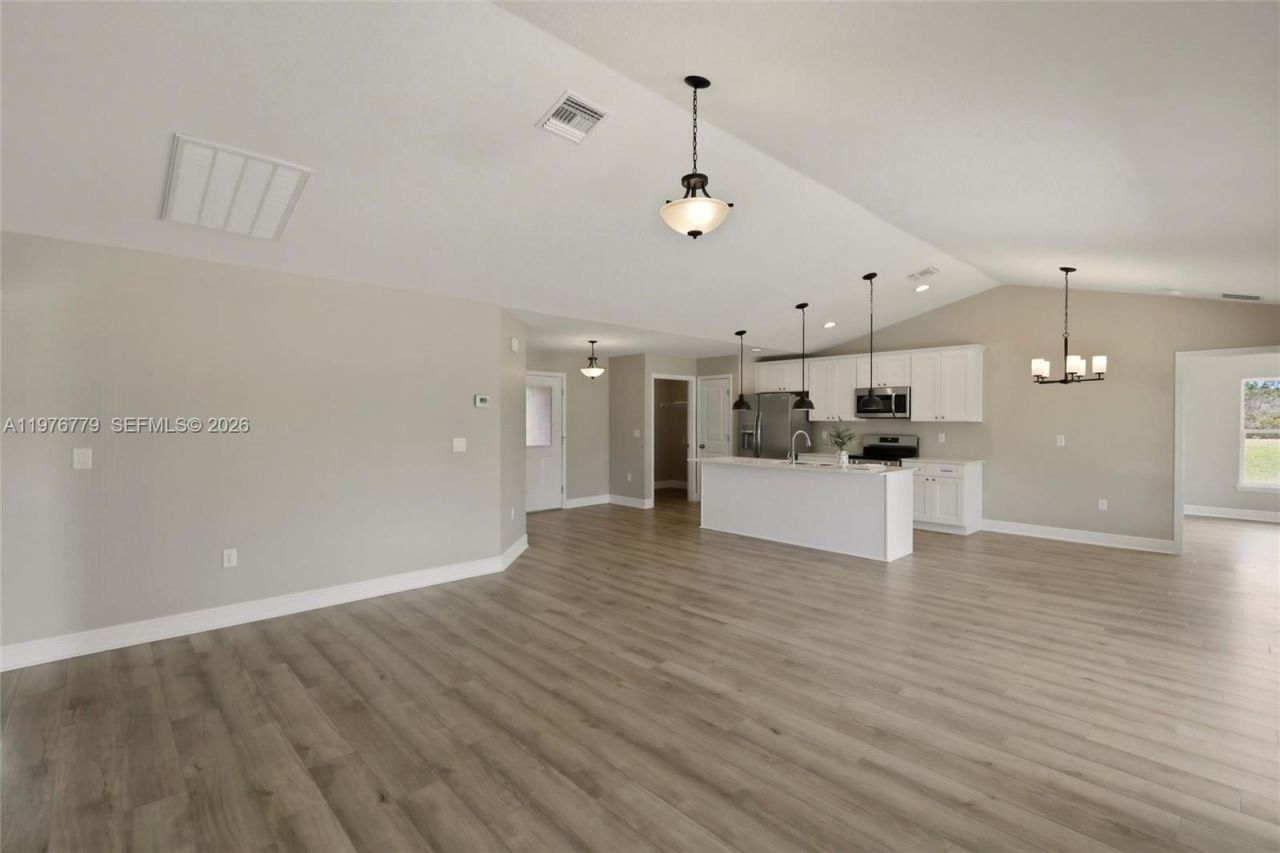 6809 Dickinson Drive, Sebring, FL 33872 Photo