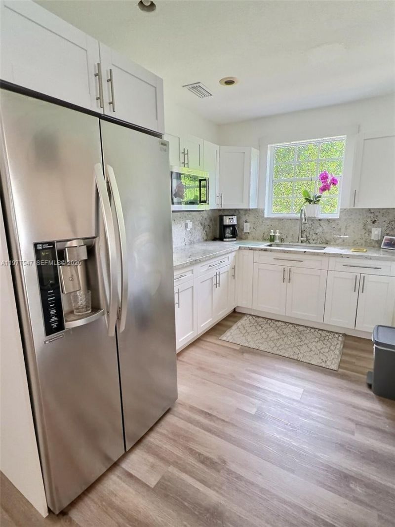 3911 SW 61st Ave , Miami, FL 33155 Photo