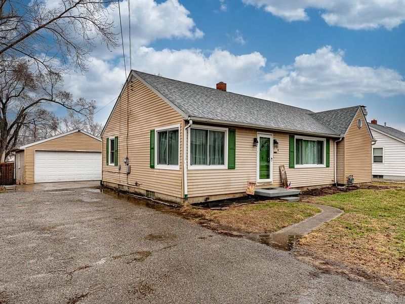 114 Fairview Drive, Carlisle, OH 45005 Photo 2