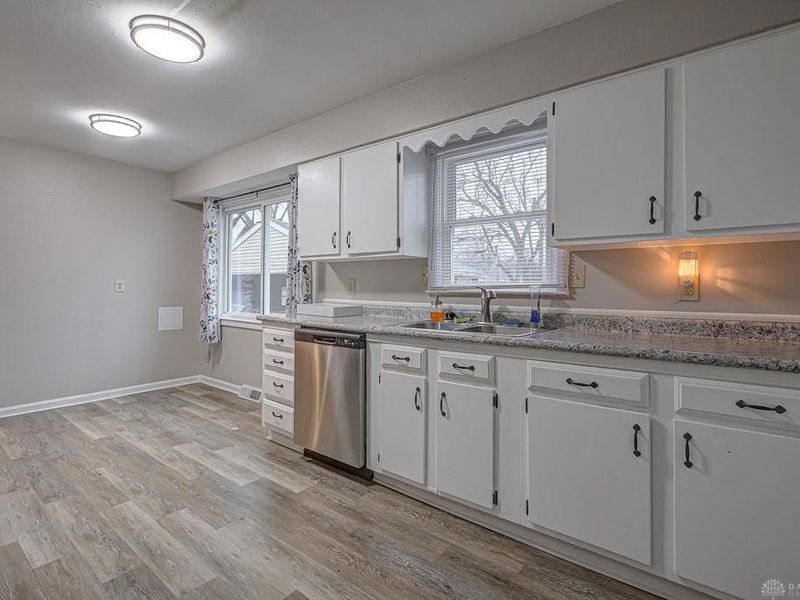 114 Fairview Drive, Carlisle, OH 45005 Photo 7