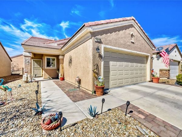 7613 Fruit Dove Street , North Las Vegas, NV 89084