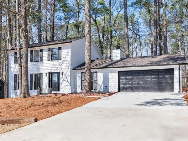 5112 Rocky Glen, Stone Mountain, GA 30088