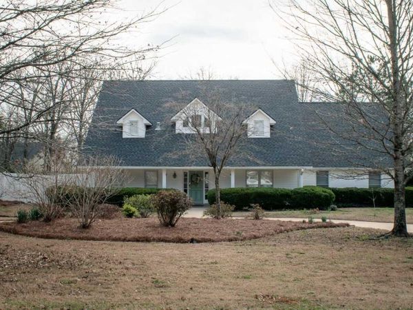 2522 Woodgreen Dr., Belden, MS 38826