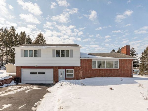 5094 Skyline Drive , Syracuse, NY 13215