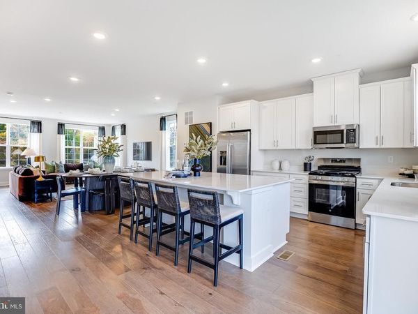 109 FRED CLARK DRIVE, PENNINGTON, NJ 08534