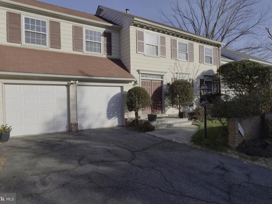 10277 Gainsborough Road, Potomac, MD 20854 Main Photo