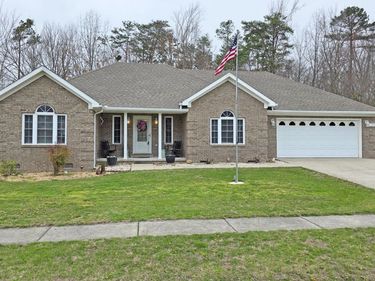 1028 Burnell Drive, Berea, KY 40403