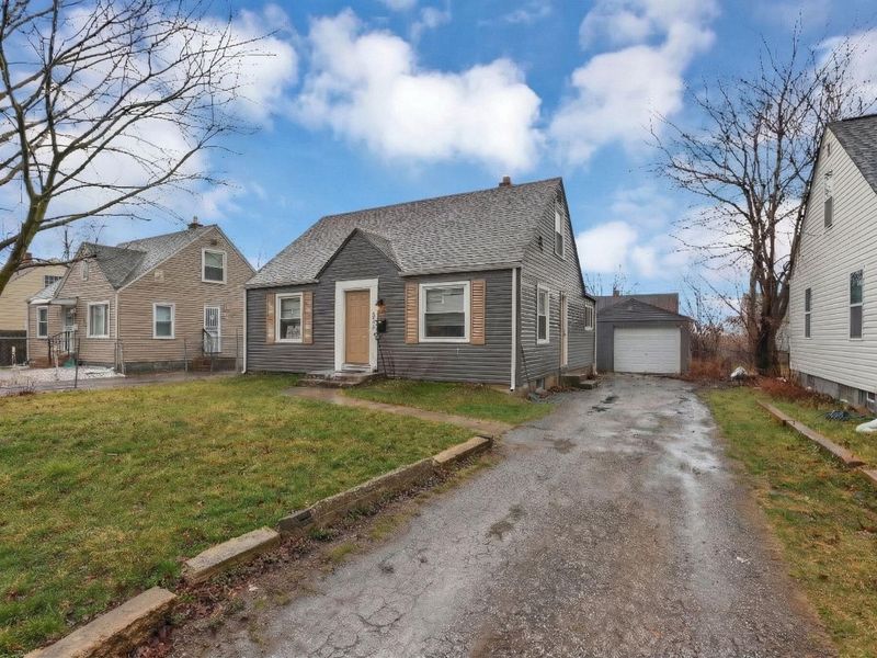 2532 Renwood Place , Columbus, OH 43211 Photo 2