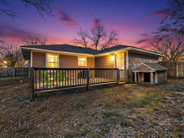 604 S Maxey Street, Sherman, TX 75090