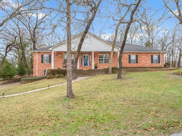 510 County Road 2311 , Mineola, TX 75773