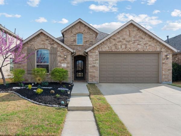 1821 Waxwing Trail, Argyle, TX 76226
