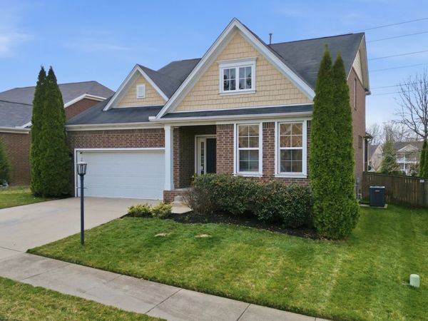 2104 Bluejay Ct, Hermitage, TN 37076