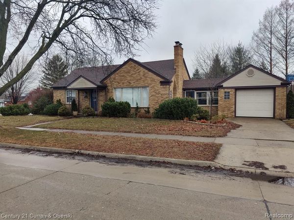 1910 McMillan Street, Dearborn, MI 48128