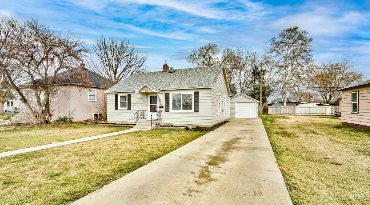 616 S Canyon St, Nampa, ID 83686 Main Photo