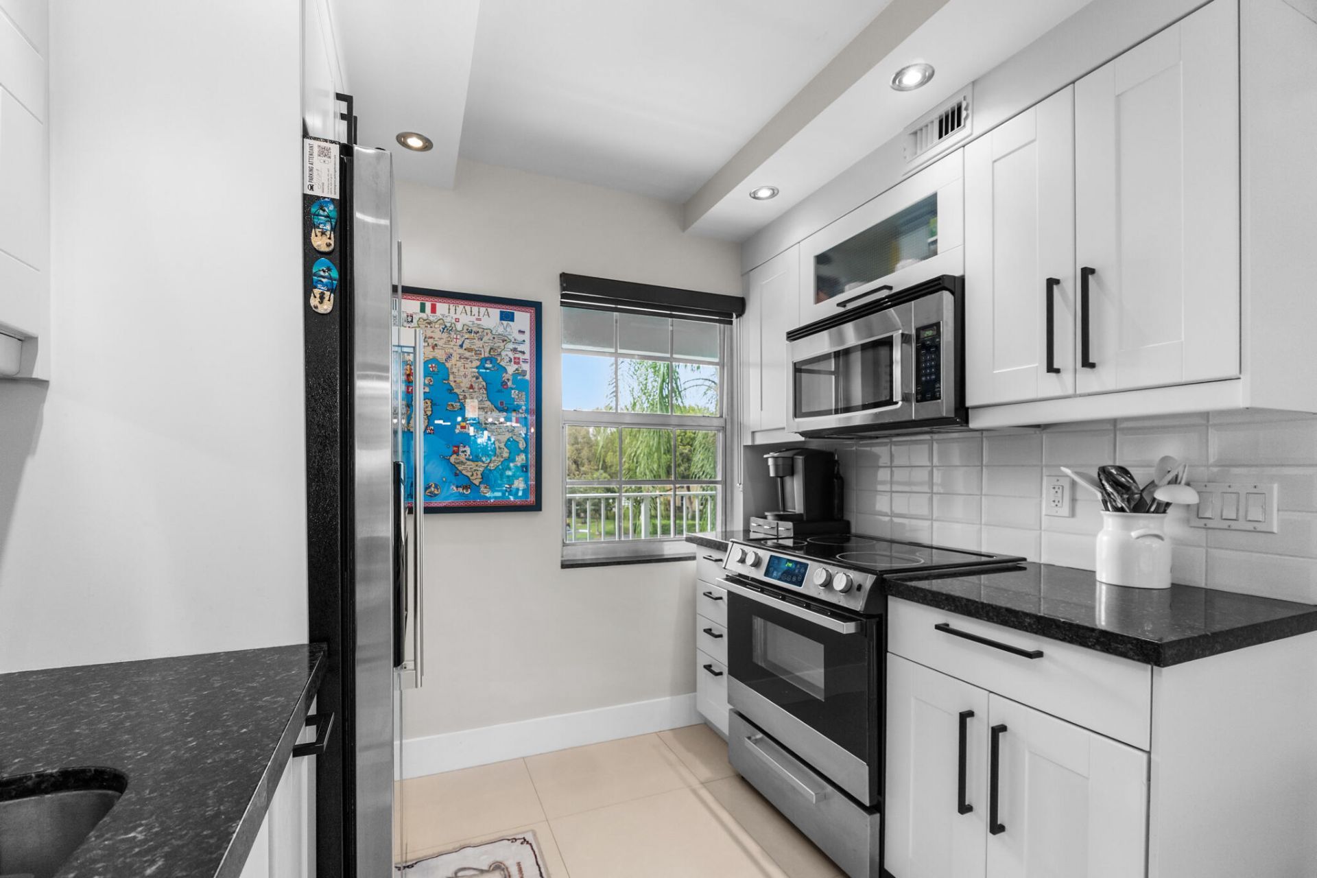 806 Cypress Grove Lane, Unit 305, Pompano Beach, FL 33069 Photo